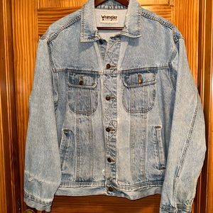 Wrangler vintage blue denim  trucker’s jacket XL Distressed